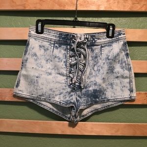 LF Tie-Up High Waisted Acid Wash Jean Shorts 🛍